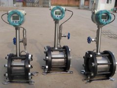 渦街流量計(jì)在測量過熱蒸汽、飽和蒸汽有哪些顯著特點(diǎn)和區(qū)別